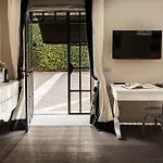 Pepoli9 Design Suites Rome