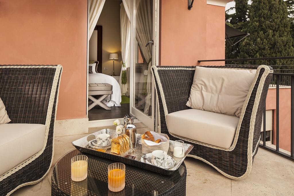 Pepoli9 Design Suites Rome Affittacamere Roma